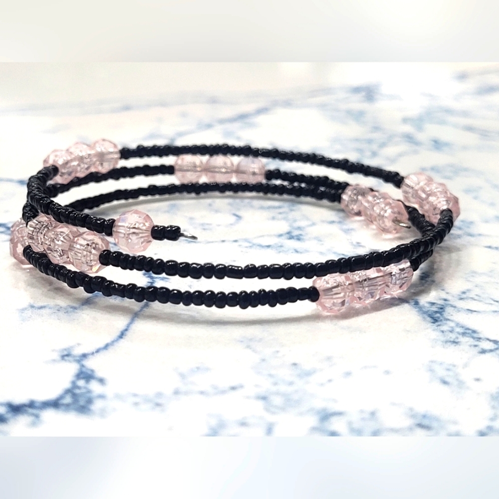 Beaded infinity bracelet